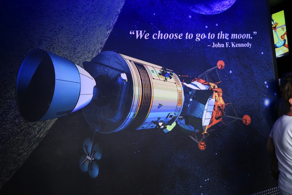 We choose to go to the moon.